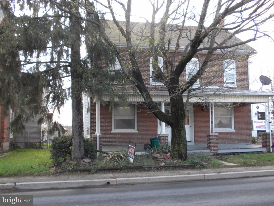 624 N Reading Ave, New Berlinville, PA 19545 - photo 1