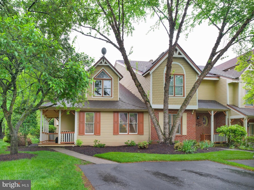 For Sale $460,000 • Co-Listing Agent