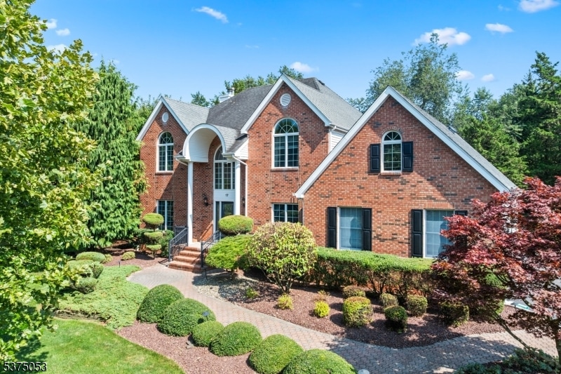 For Sale $1,025,000