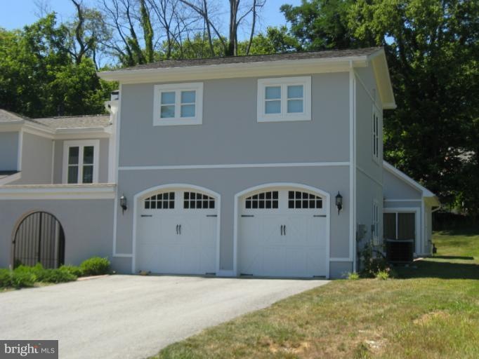 65 Hartzell Dr, Shepherdstown, WV 25443 - photo 1