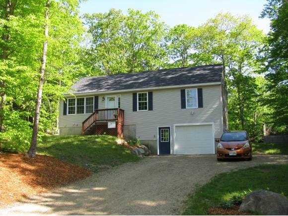 31 Amherst Dr, Center Barnstead, NH 03225 - photo 1