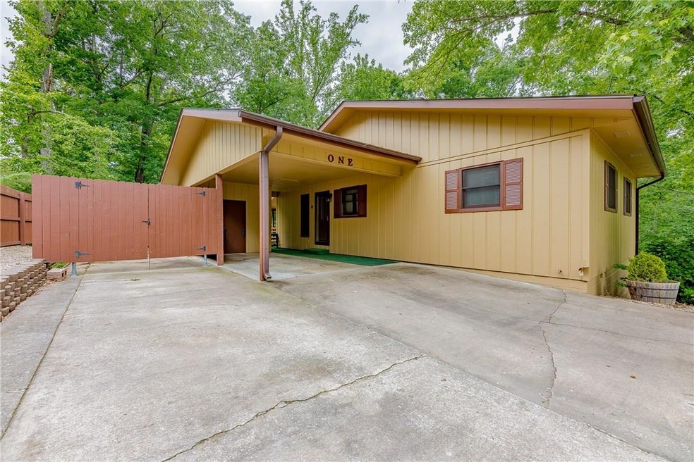 1 Brigg Ln, Bella Vista, AR 72715 - photo 1
