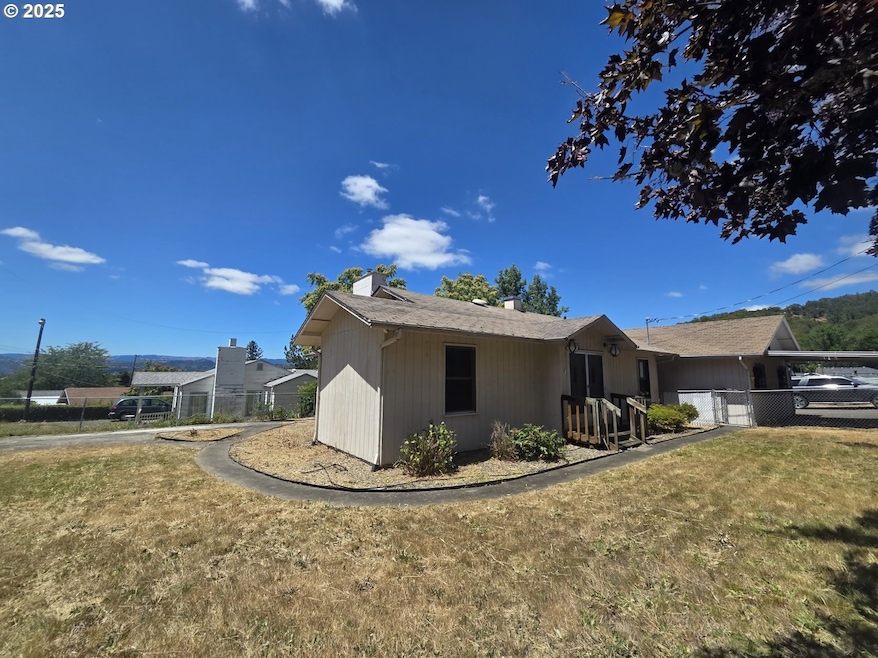 Pending $210,600 • Co-Listing Agent