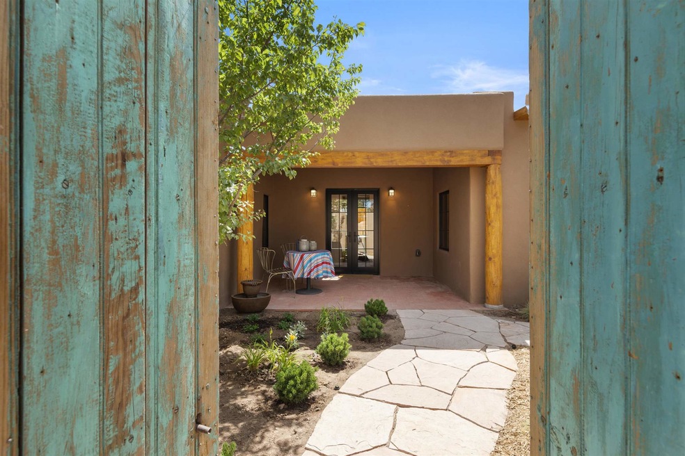 139 Candelario St, Santa Fe, NM 87501 - photo 1