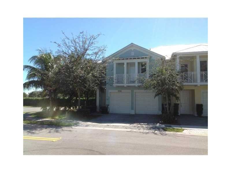 7400 NW 108th Pth, Doral, FL 33178 - photo 1