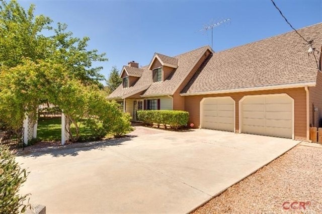 2995 Paradise Way- Welcome Home!
