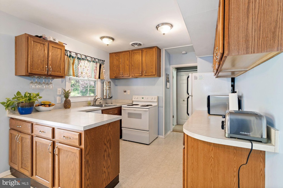 2502 Kevin Ln, Bowie, MD 20715 - photo 1