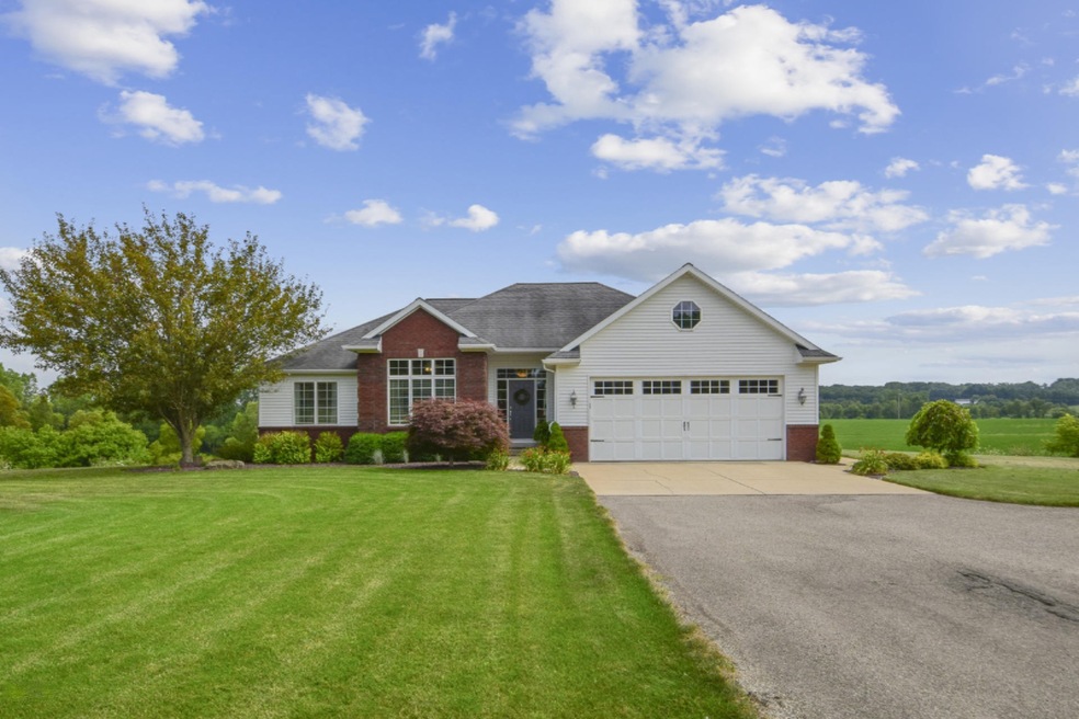000-photo-front-view-146TH