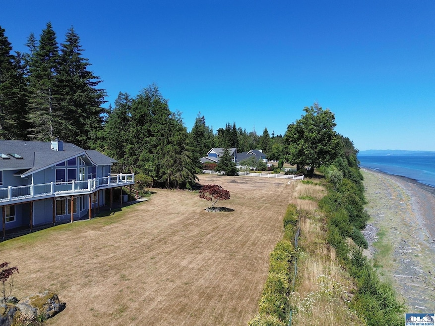 For Sale $1,299,950 • Co-Listing Agent