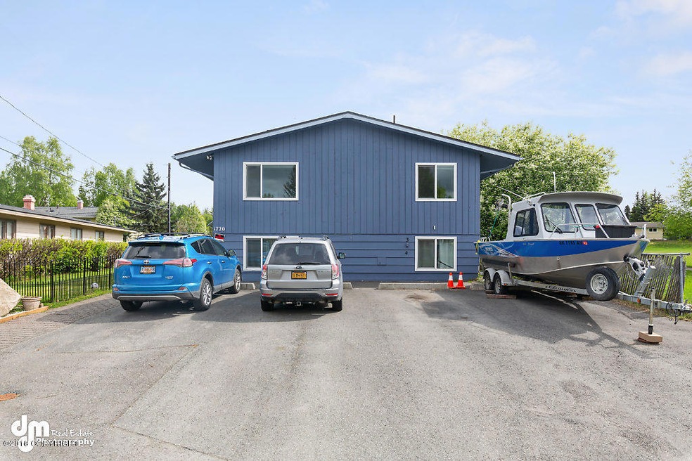 Front Exterior_CG_5563-SMALL