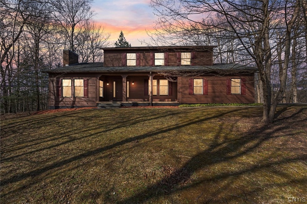 Sold $580,000 • Co-Listing Agent