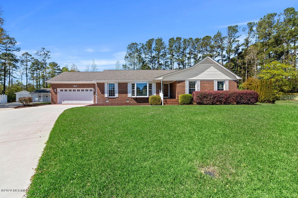 102 Converse Dr, Jacksonville, NC 28546 - photo 1