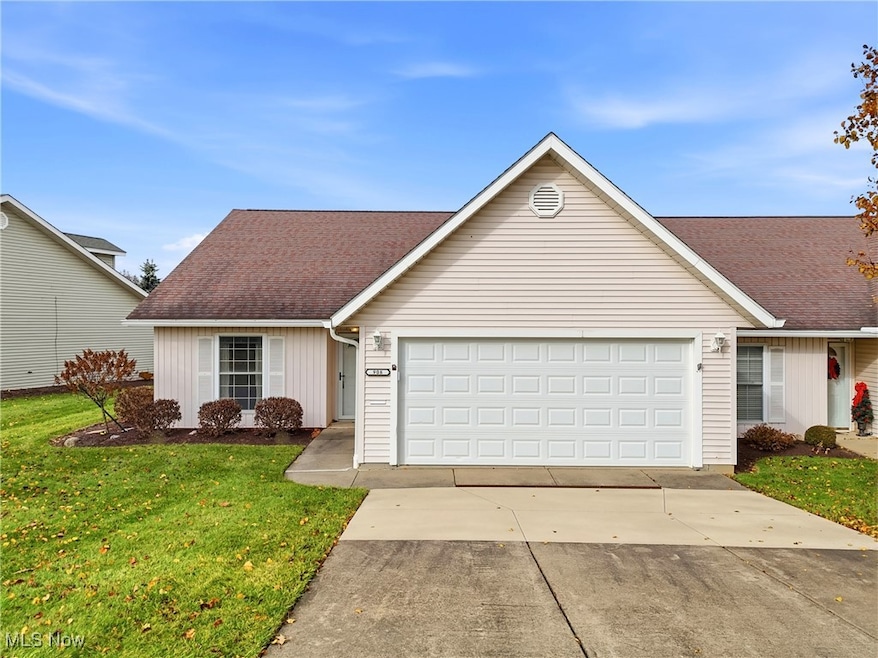 908 King Ridge Dr, Ashland, OH 44805 - photo 1