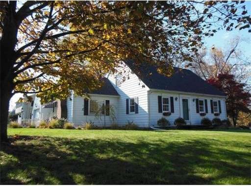 135 Butternut Hollow Rd, West Springfield, MA 01089 - photo 1