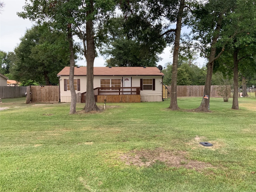 613 Cr-4020-b, Dayton, TX 77535 - photo 1