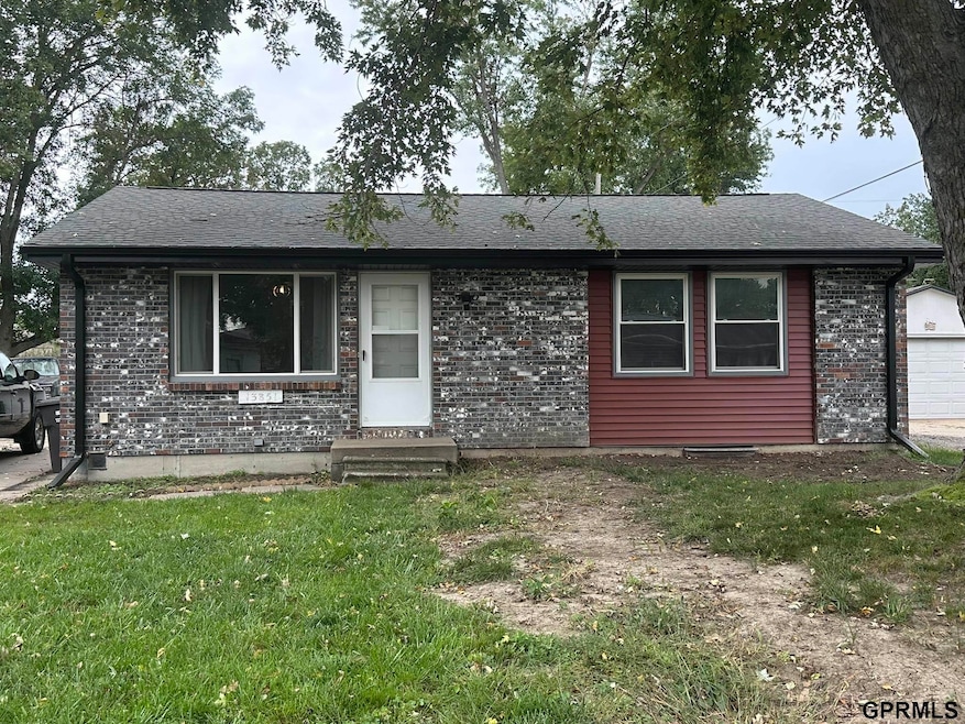 13851 Lancashire St, Waverly, NE 68462 - photo 1