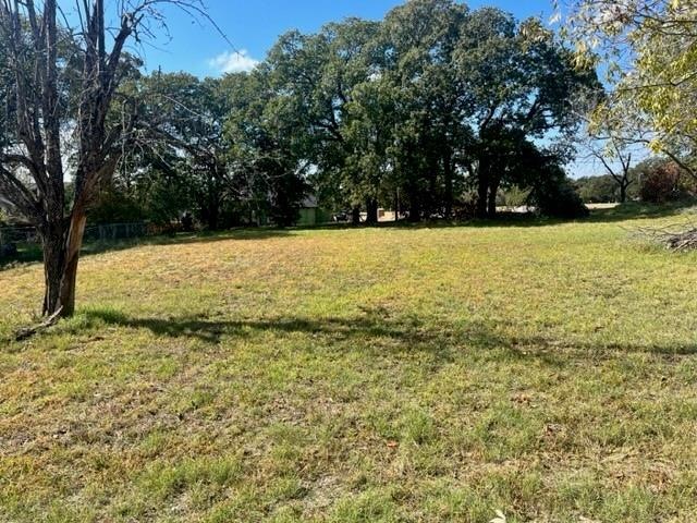 000 Vickie Dr, Azle, TX 76020 - photo 1