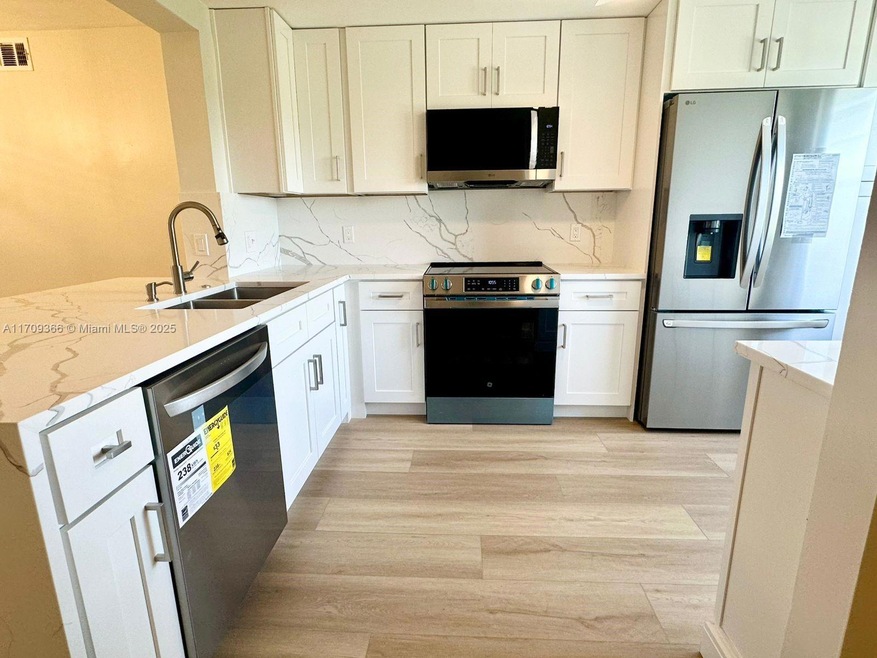 4098 Yarmouth E, Boca Raton, FL 33434 - photo 1