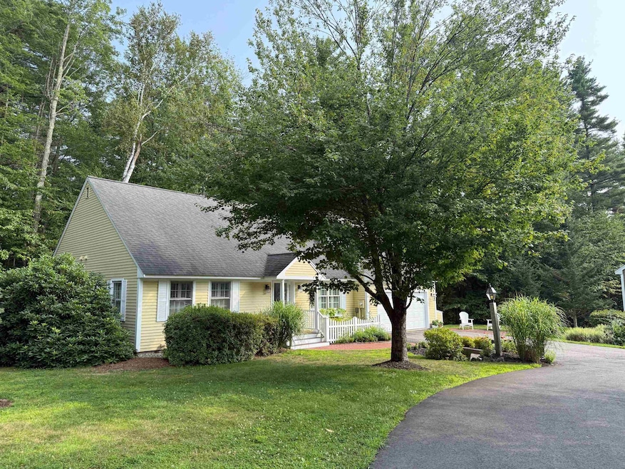 10 Cedar Dr, Wolfeboro, NH 03894 - photo 1