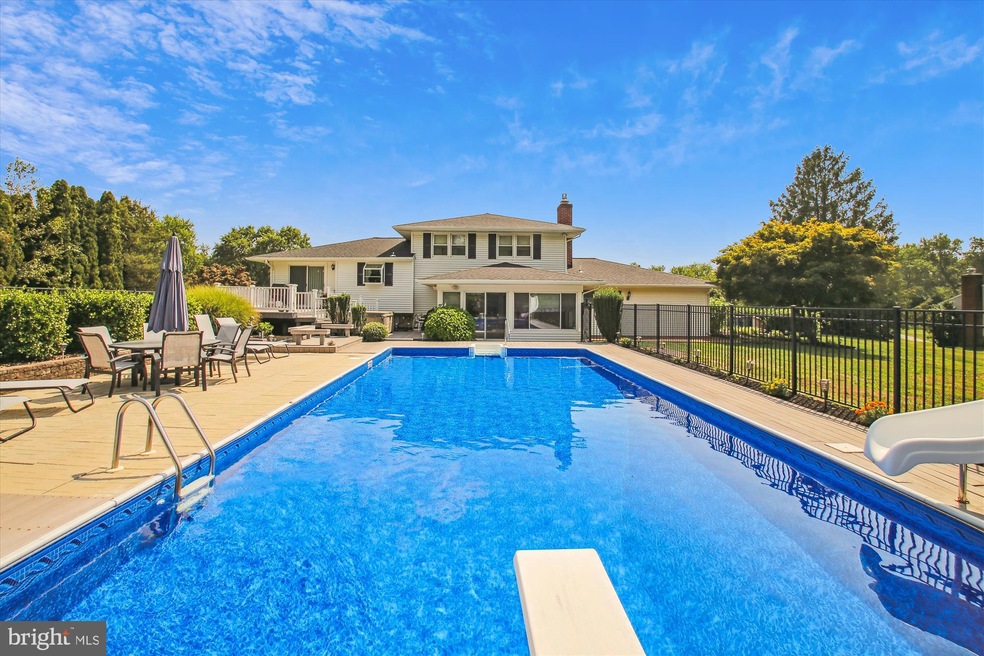 4 Mamopa Ct, Reisterstown, MD 21136 - photo 1