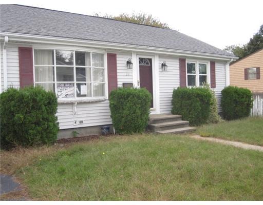 21 Heath St, Riverside, RI 02915 - photo 1