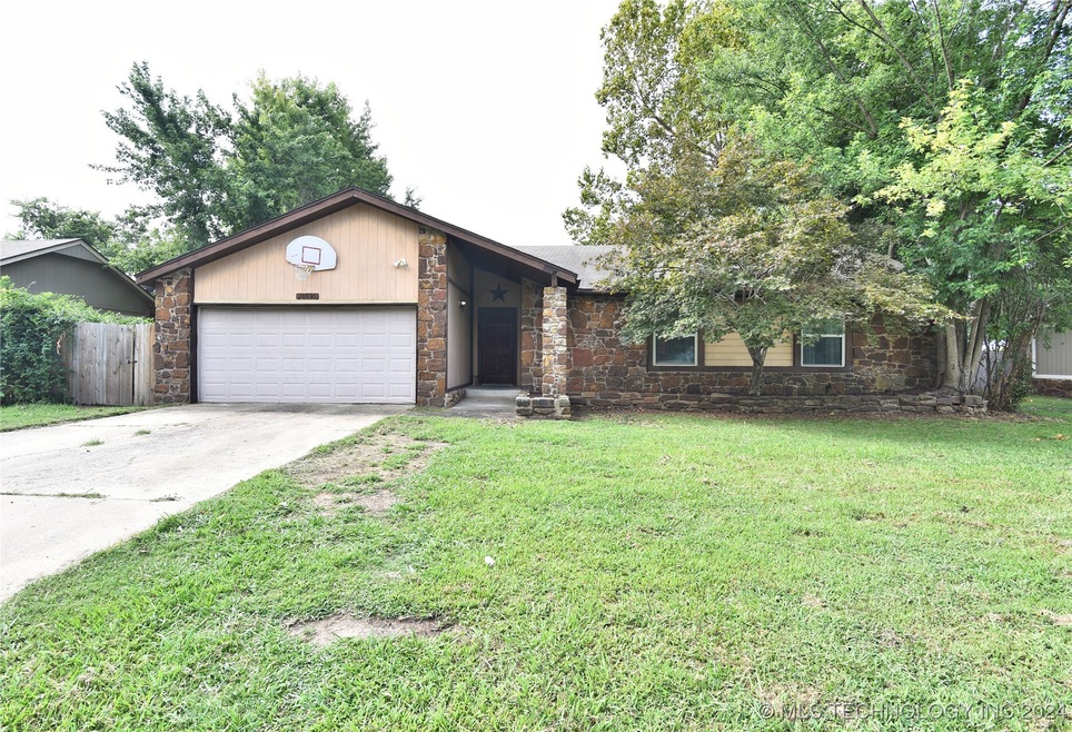 20930 E 38th St S, Broken Arrow, OK 74014 - photo 1