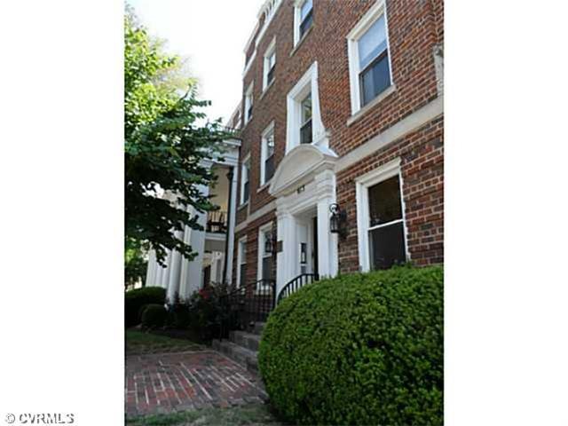 Exterior Front - 613 Roseneath is comprised of 6, 