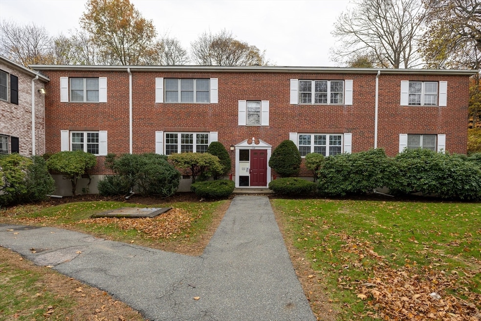 For Sale $525,000 • Co-Listing Agent