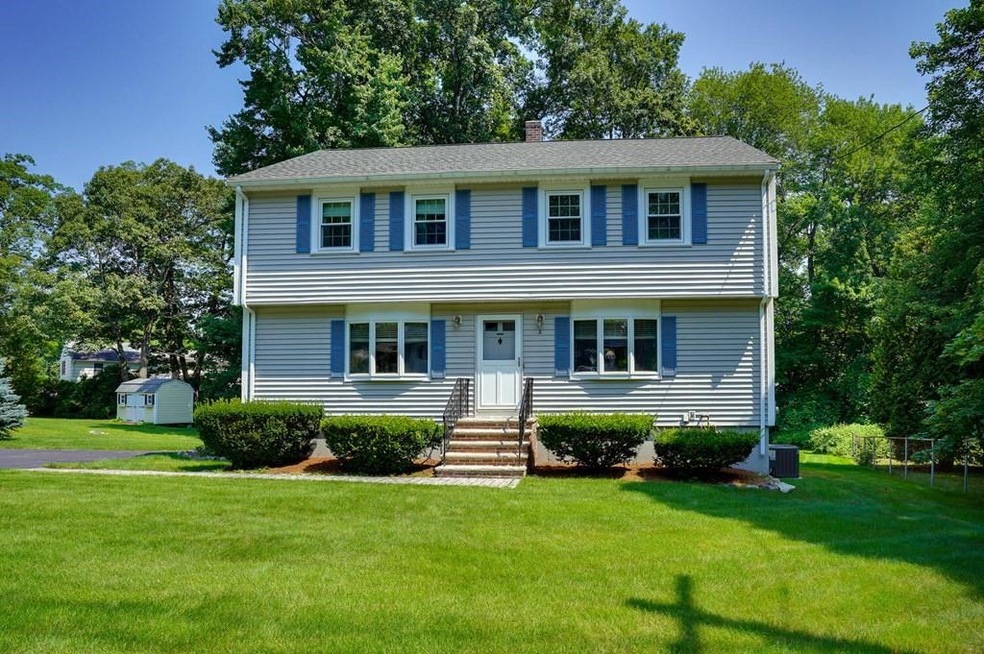 2 Ledgewood Dr, Burlington, MA 01803 - photo 1