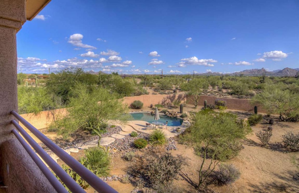 VIEWS Master Patio Vistas