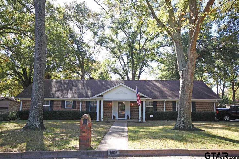 1406 1406 Alamo Dr, Tyler, TX 75701 - photo 1