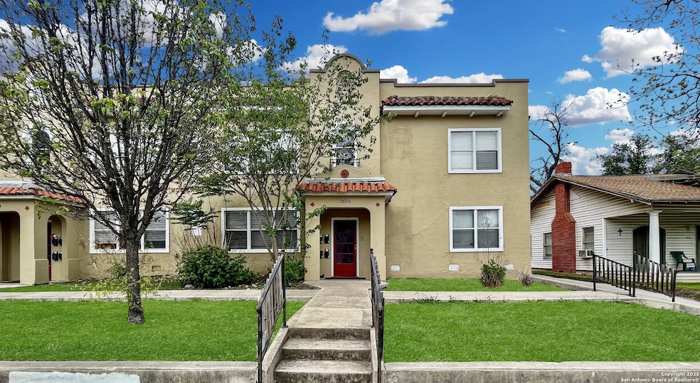 1535 W Woodlawn Ave unit 3, San Antonio, TX 78201 - photo 1
