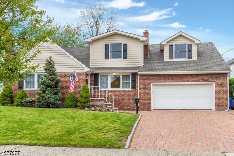 176 Vanderburgh Ave, Rutherford, NJ 07070 - photo 1