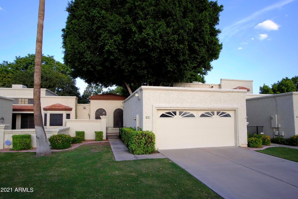 7809S.HeatherDr_FrontElevation