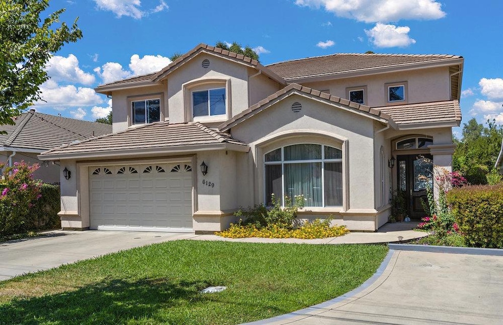 6129 Merry Ln, Carmichael, CA 95608 - photo 1