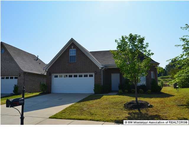 7080 Crape Myrtle Dr, Olive Branch, MS 38654 - photo 1