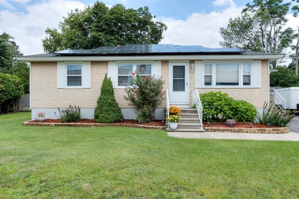 17 Camden Ave, Worcester, MA 01604 - photo 1