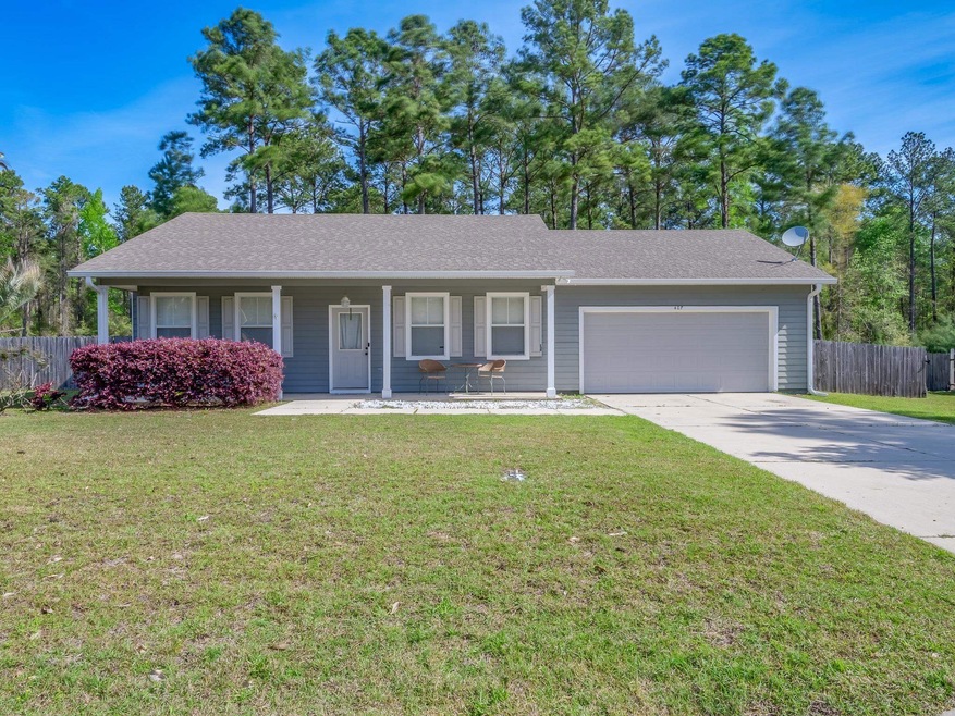 407 Parkside Cir, Crawfordville, FL 32327 - photo 1