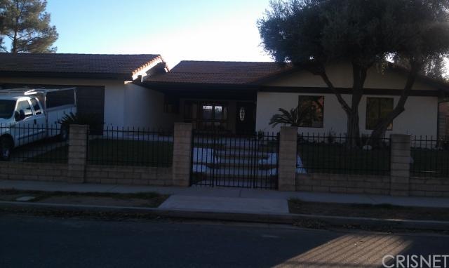 13719 De Foe Ave, Sylmar, CA 91342 - photo 1