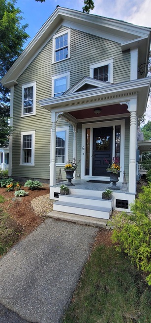 Great Home and Excellent Walking Location!