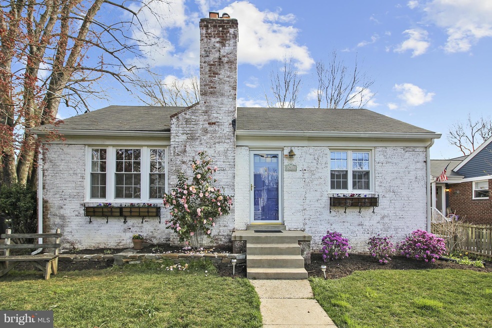 4910 Aurora Dr, Kensington, MD 20895 - photo 1