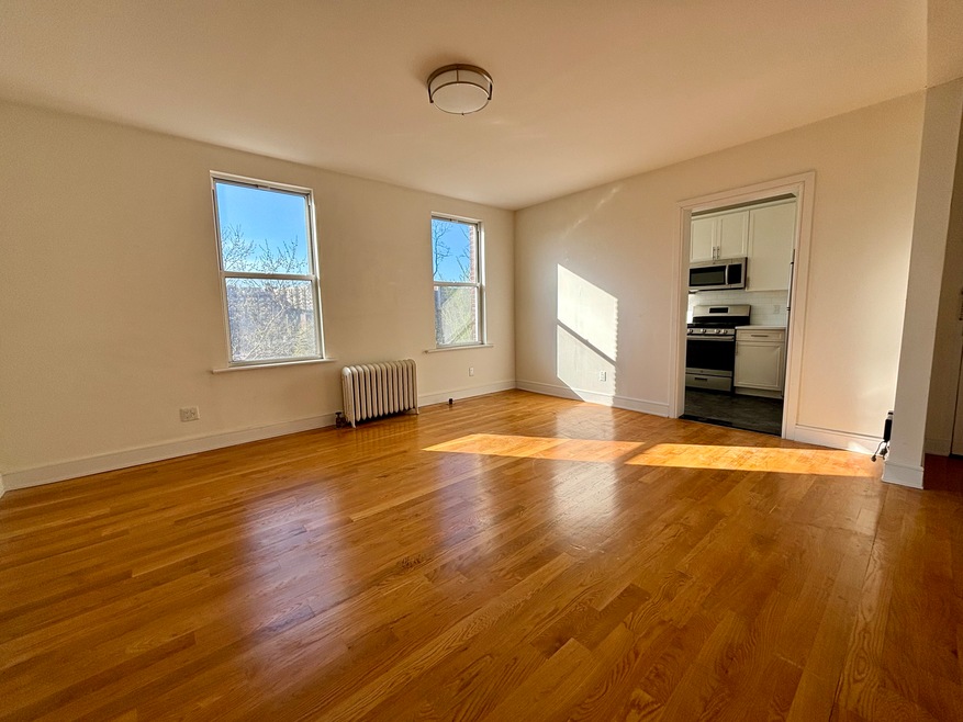 652 W 189th St unit 3-Q, New York, NY 10040 - photo 1