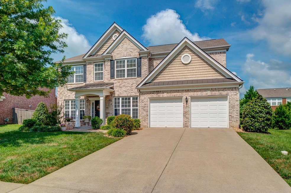 Welcome home to 1921 Ashburn Ct.!