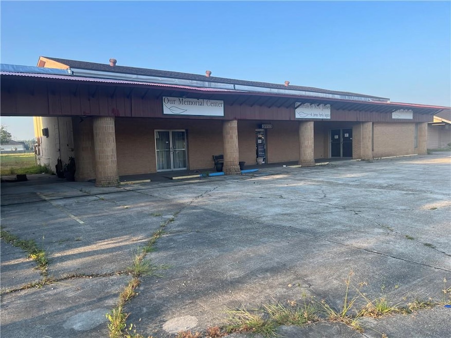 1601 W Thomas St, Hammond, LA 70403 - photo 1