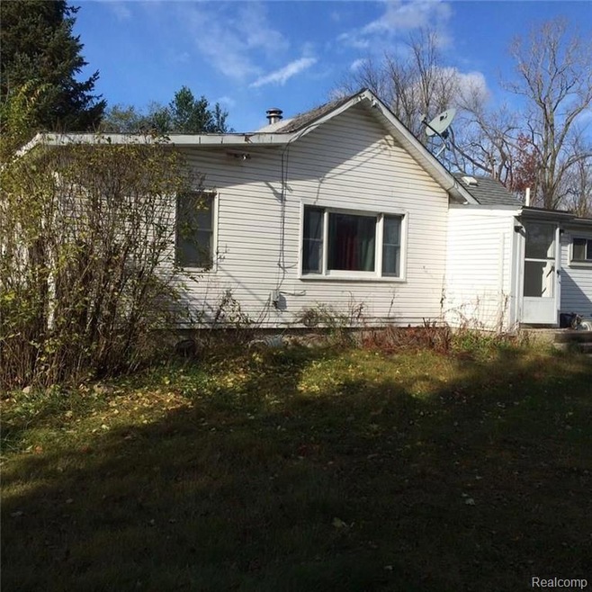 10224 S Stoney Creek Rd, Carleton, MI 48117 - photo 1