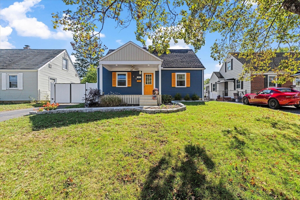 527 Northridge Rd, Columbus, OH 43214 - photo 1