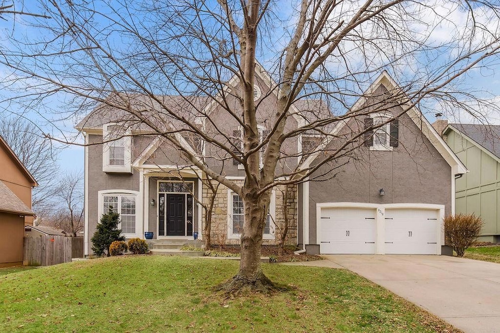 8218 Constance St, Lenexa, KS 66215 - photo 1