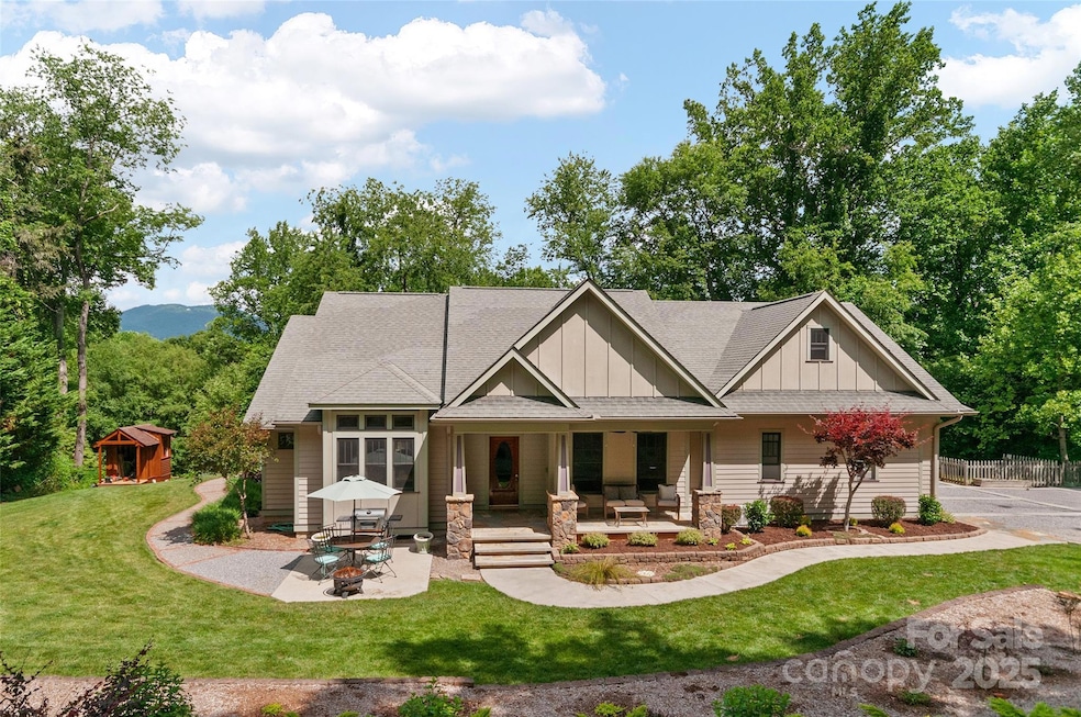 Coming Soon $945,000 • Co-Listing Agent