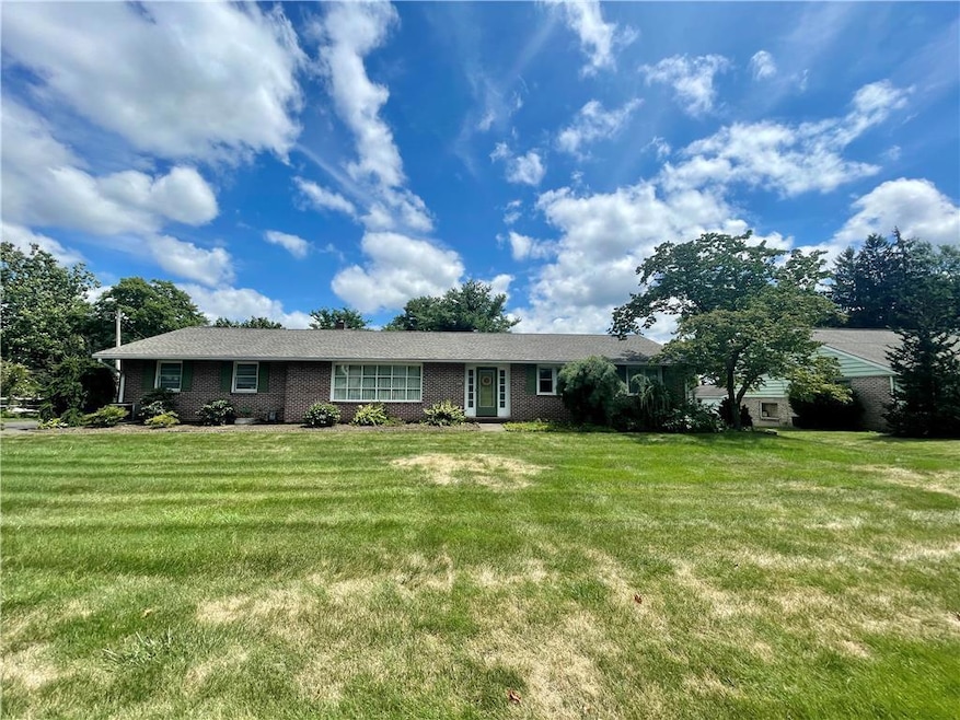 311 Edgemont Ave, Quakertown, PA 18951 - photo 1