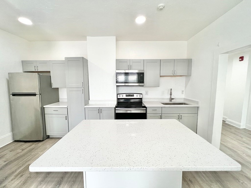 8 Kenwood St unit 5, Boston, MA 02124 - photo 1